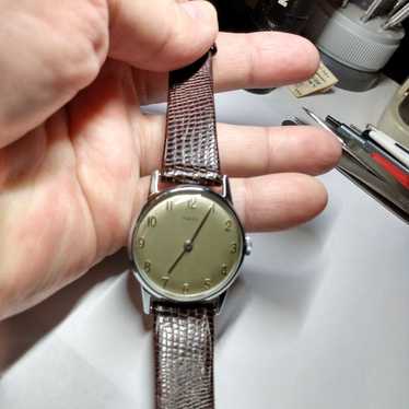 Men TIMEX Mercury 1963 vintage wind& set