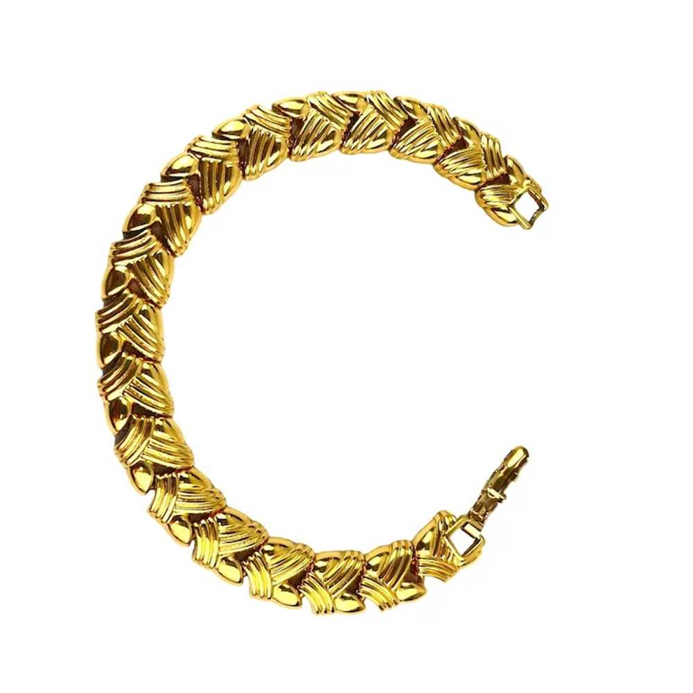 Monet Vintage Monet Gold-Tone Leaf Pattern Bracel… - image 3