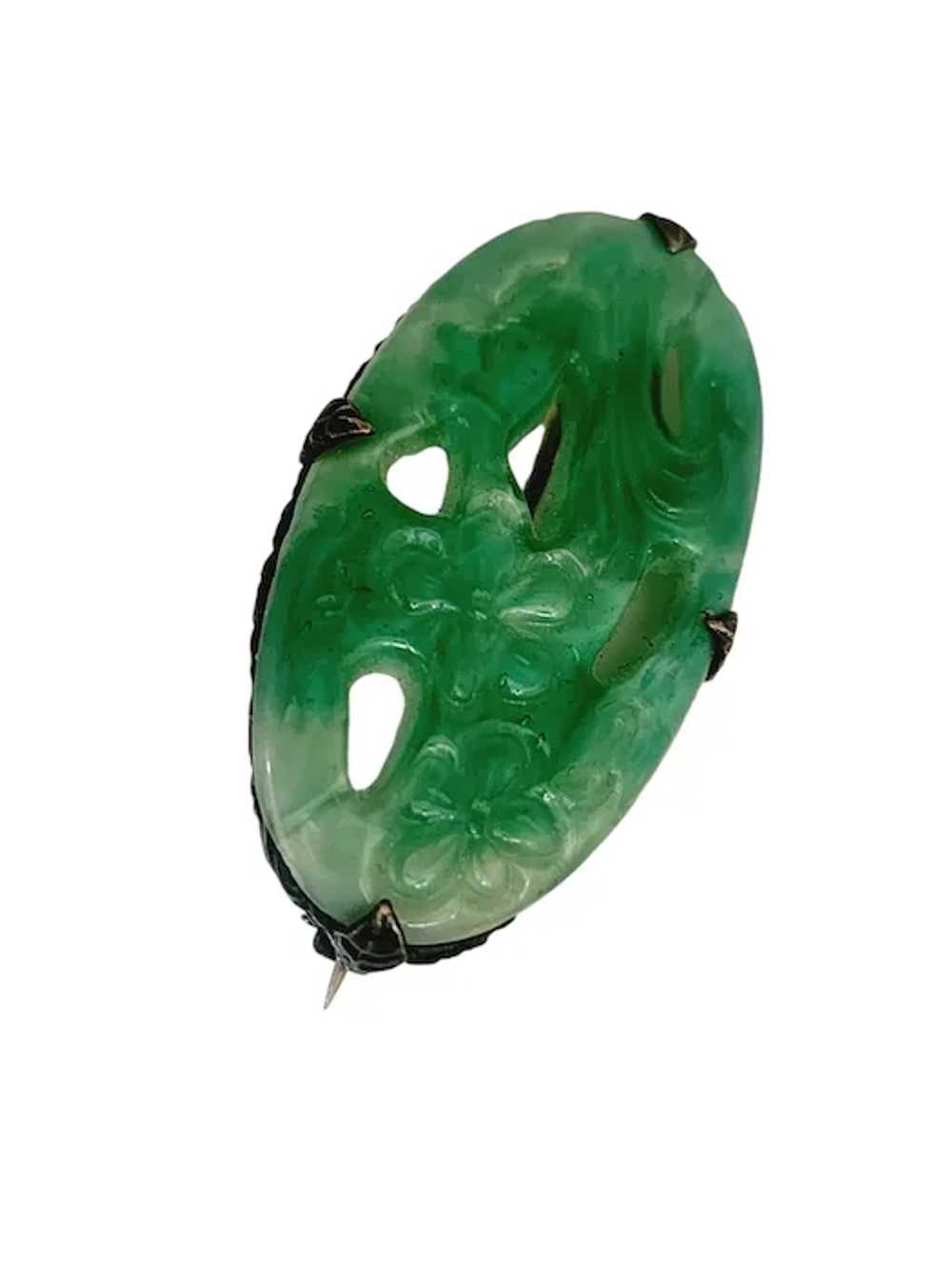 Vintage Peking Glass Faceted Brooch (A5579) - image 2