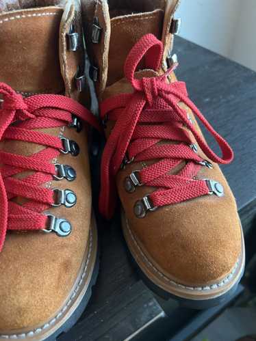 Womens vintage hiking boots discount