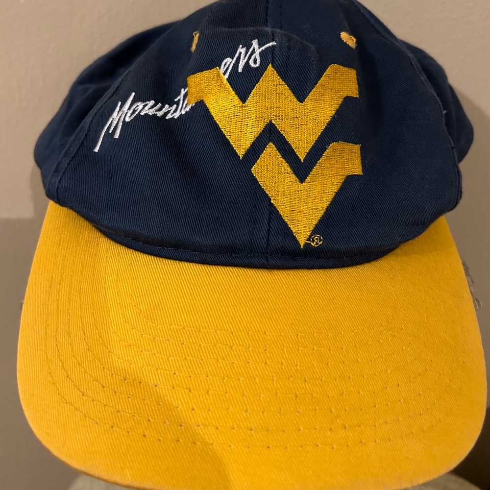 Vintage West Virginia Mountaineers - image 1