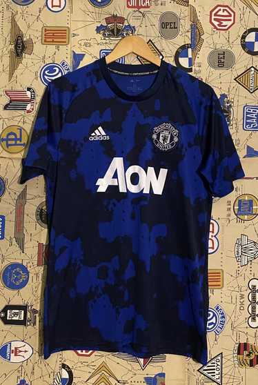 Adidas × Manchester United × Streetwear Manchester