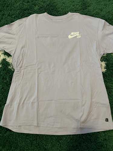 Nike Nike SB Logo Light Lavender Tee Loose XL