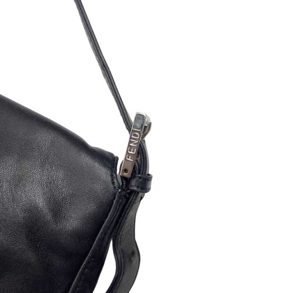 Fendi Baguette leather handbag - image 3