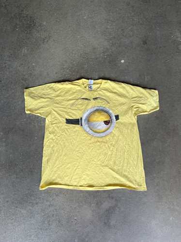 Streetwear Crazy despicable Me minion graphic tee