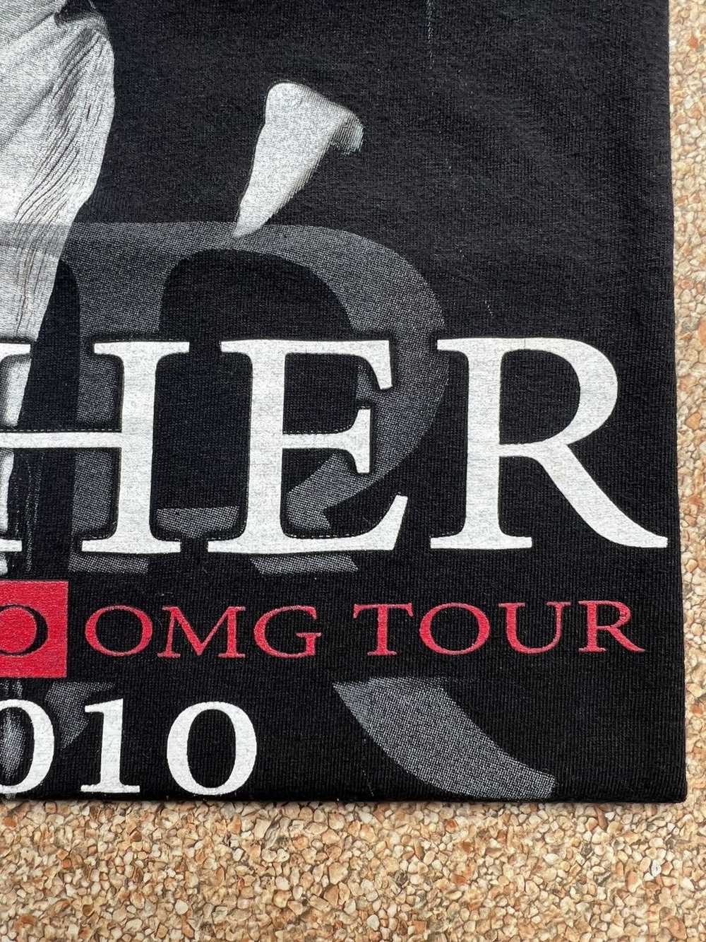 Band Tees × Tour Tee × Vintage Vintage Usher 2010… - image 6