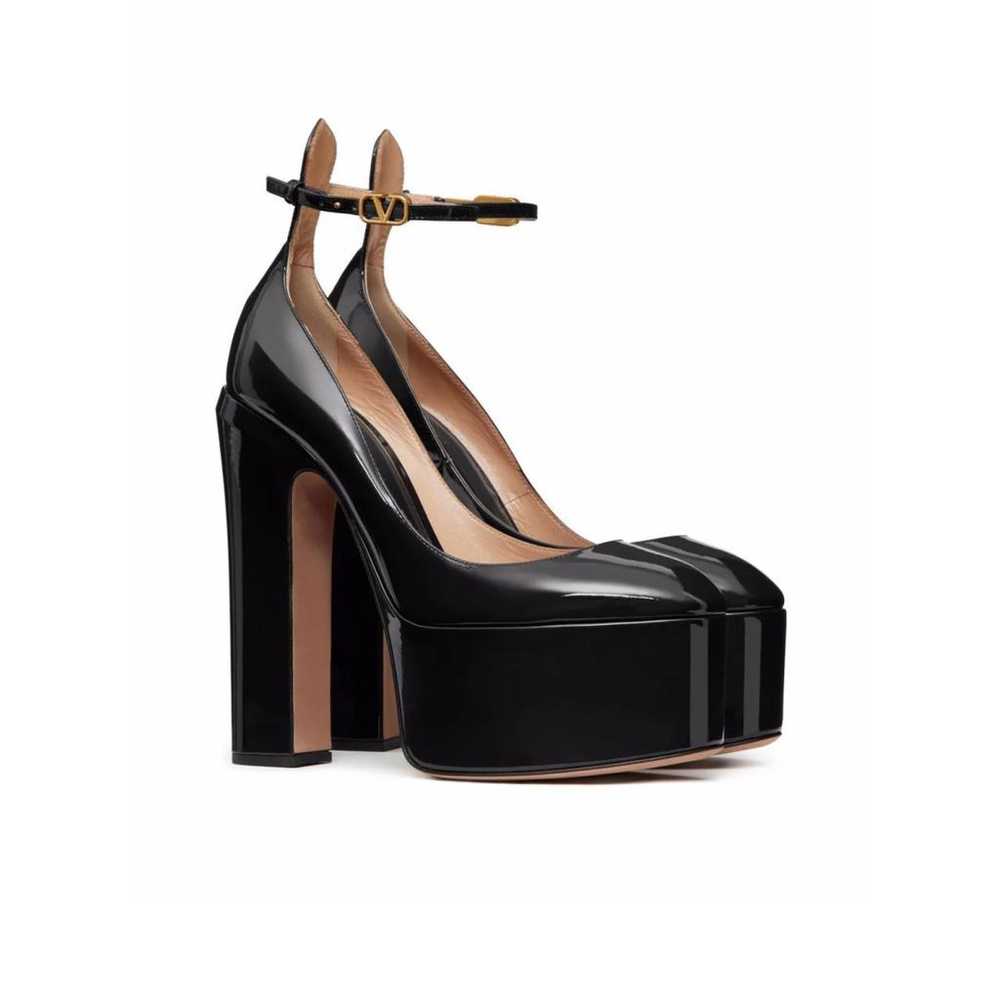 Valentino Garavani Tan-go patent leather heels - image 2