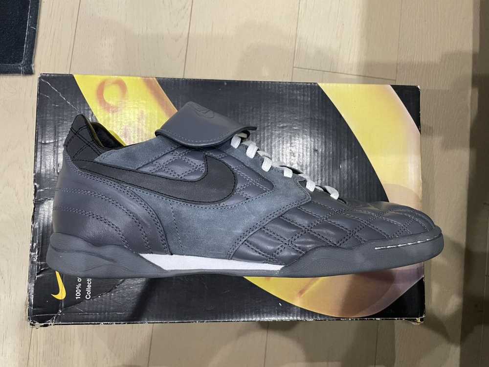 Nike Very RARE Nike Livestrong Air Zoom Tempo - image 3