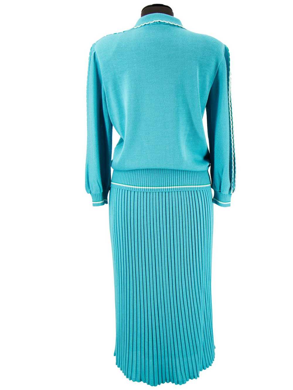 Vintage 1970s Italian Turquoise Knitted Jumper & … - image 2