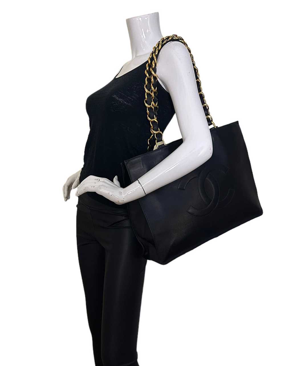 Chanel Vintage Black Leather CC Logo Tote - image 2