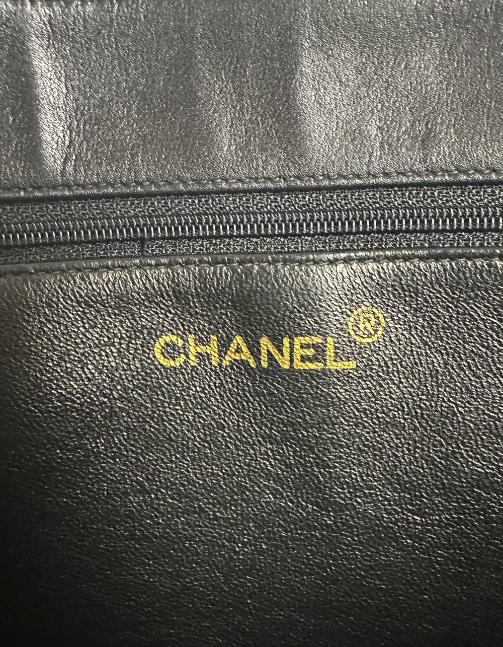 Chanel Vintage Black Leather CC Logo Tote - image 7