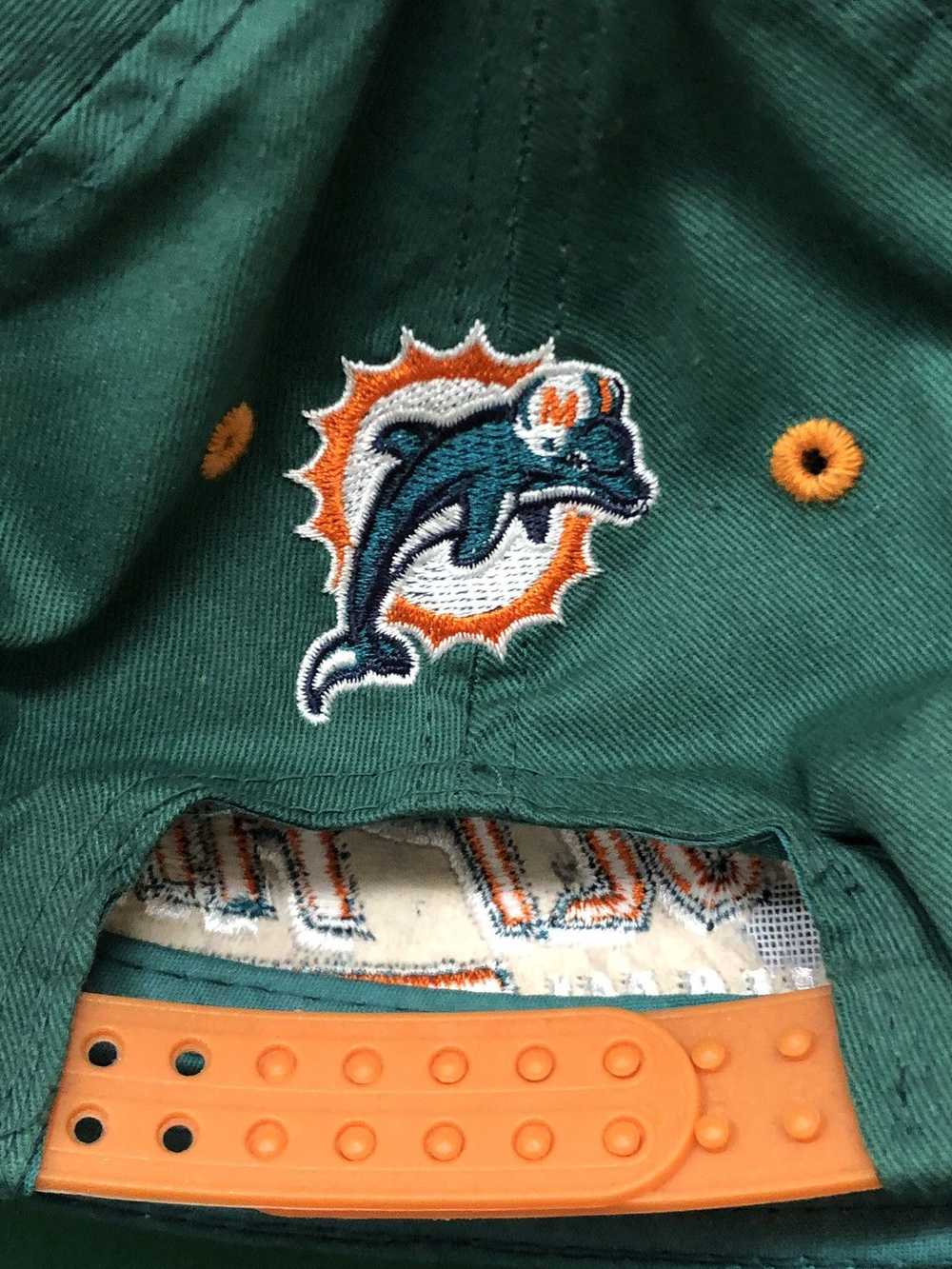 NFL × Sportswear × Vintage NWOT Miami Dolphins Sn… - image 6