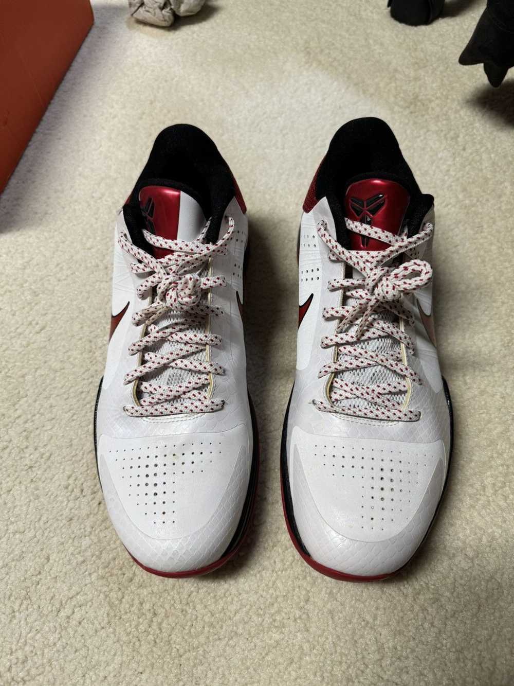 Nike Kobe 5 Varsity Red - image 3