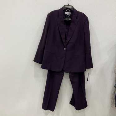 NWT TAHARI Women 22W Purple Suit - image 1