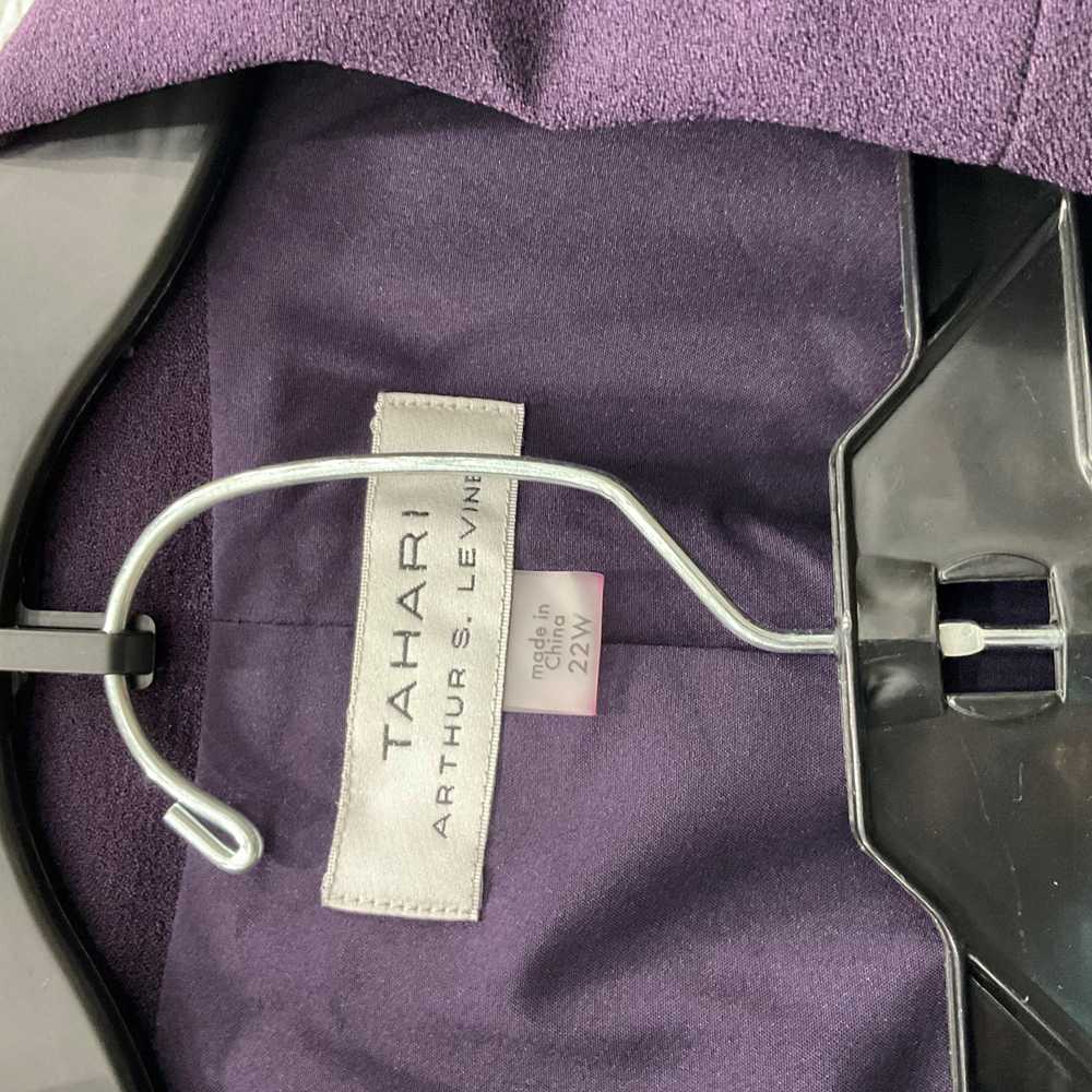 NWT TAHARI Women 22W Purple Suit - image 3