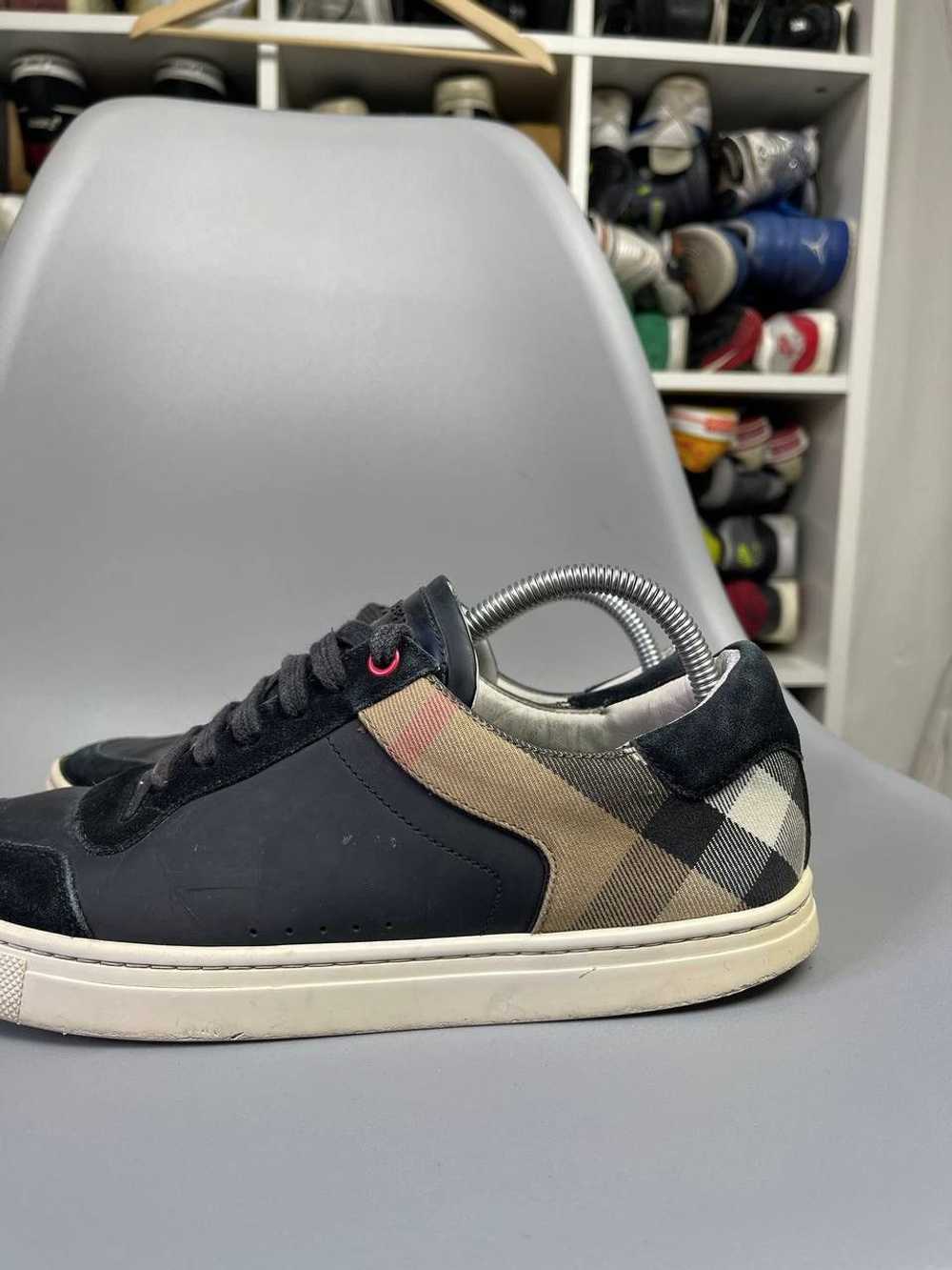 Burberry Burberry Logo Print Vintage Sneakers - image 11