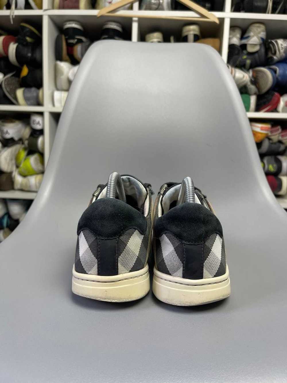 Burberry Burberry Logo Print Vintage Sneakers - image 12