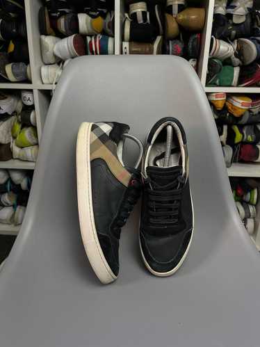 Burberry Burberry Logo Print Vintage Sneakers - image 1