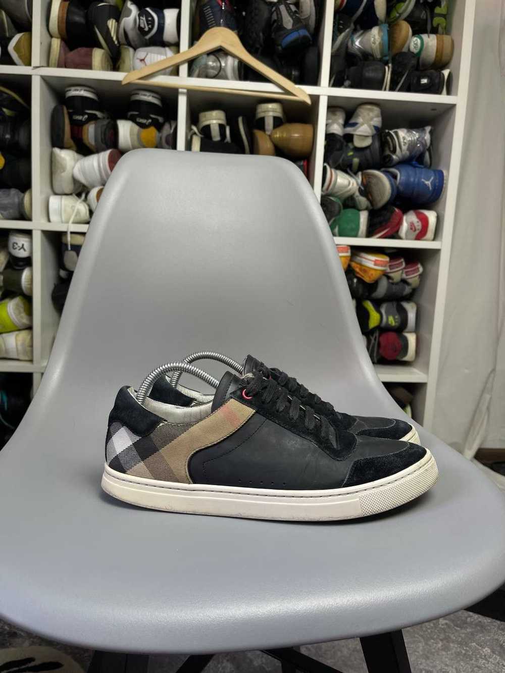 Burberry Burberry Logo Print Vintage Sneakers - image 2