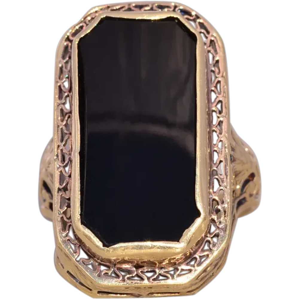 Art Deco Era Onyx Filigree Ring in Yellow Gold - image 1