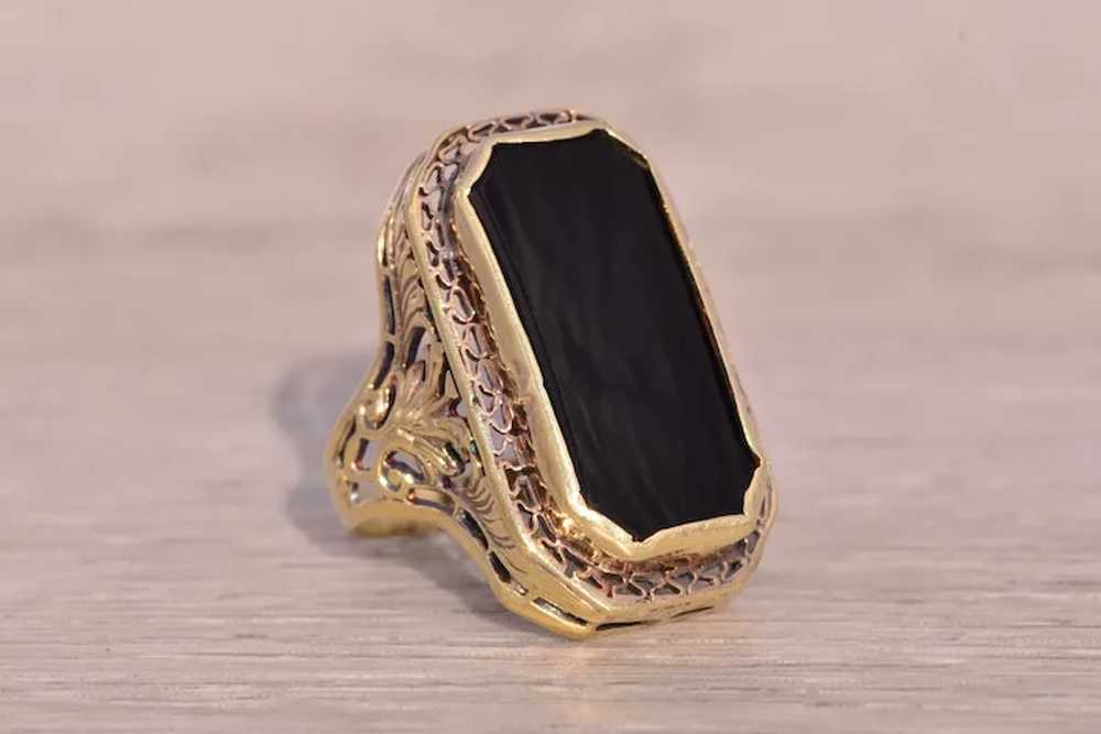 Art Deco Era Onyx Filigree Ring in Yellow Gold - image 5