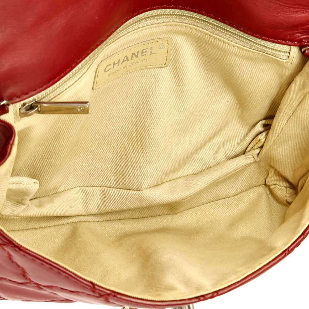 CHANEL Double Stitch Hamptons Flap Bag Quilted Ca… - image 5