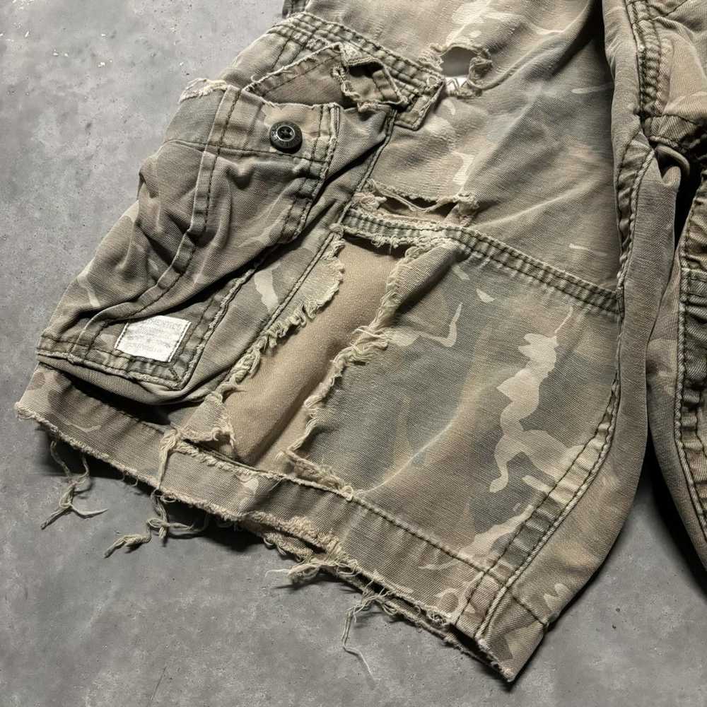 Levi's × Streetwear × Vintage Baggy Camo Distress… - image 3