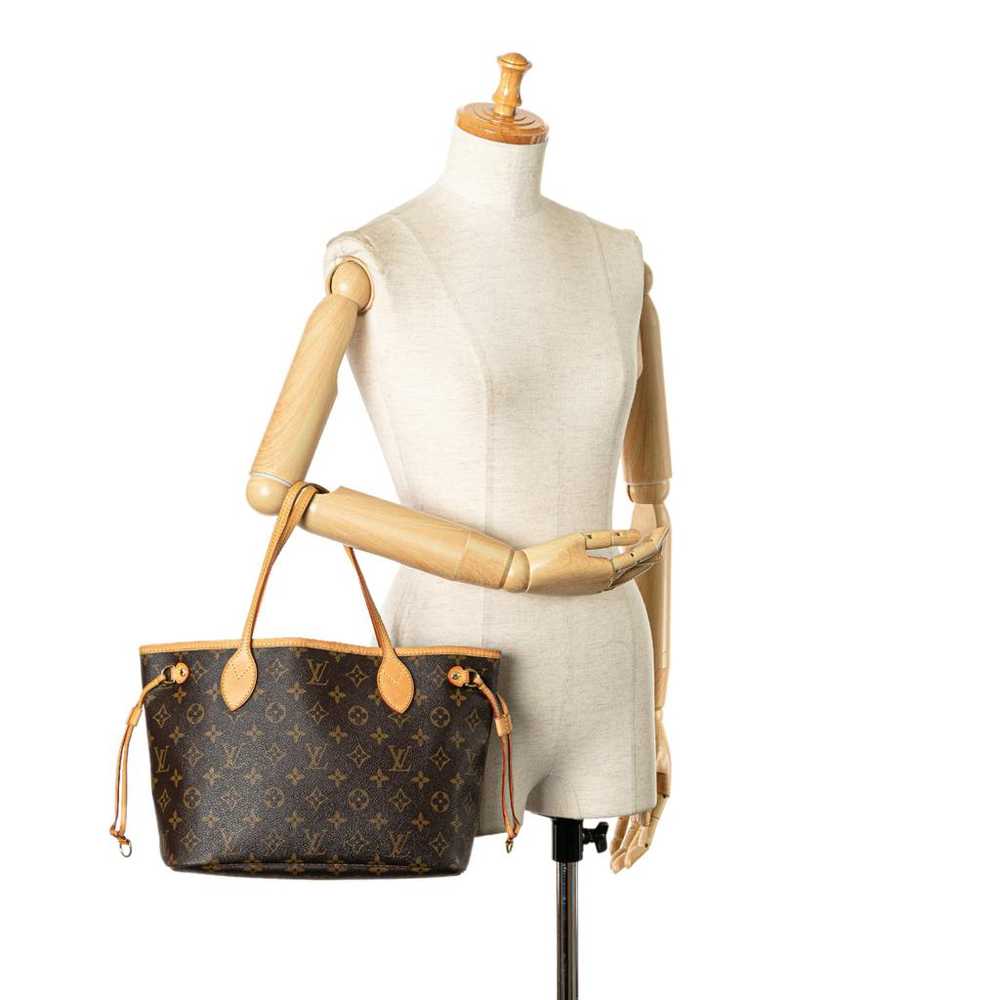 Louis Vuitton Neverfull leather tote - image 10