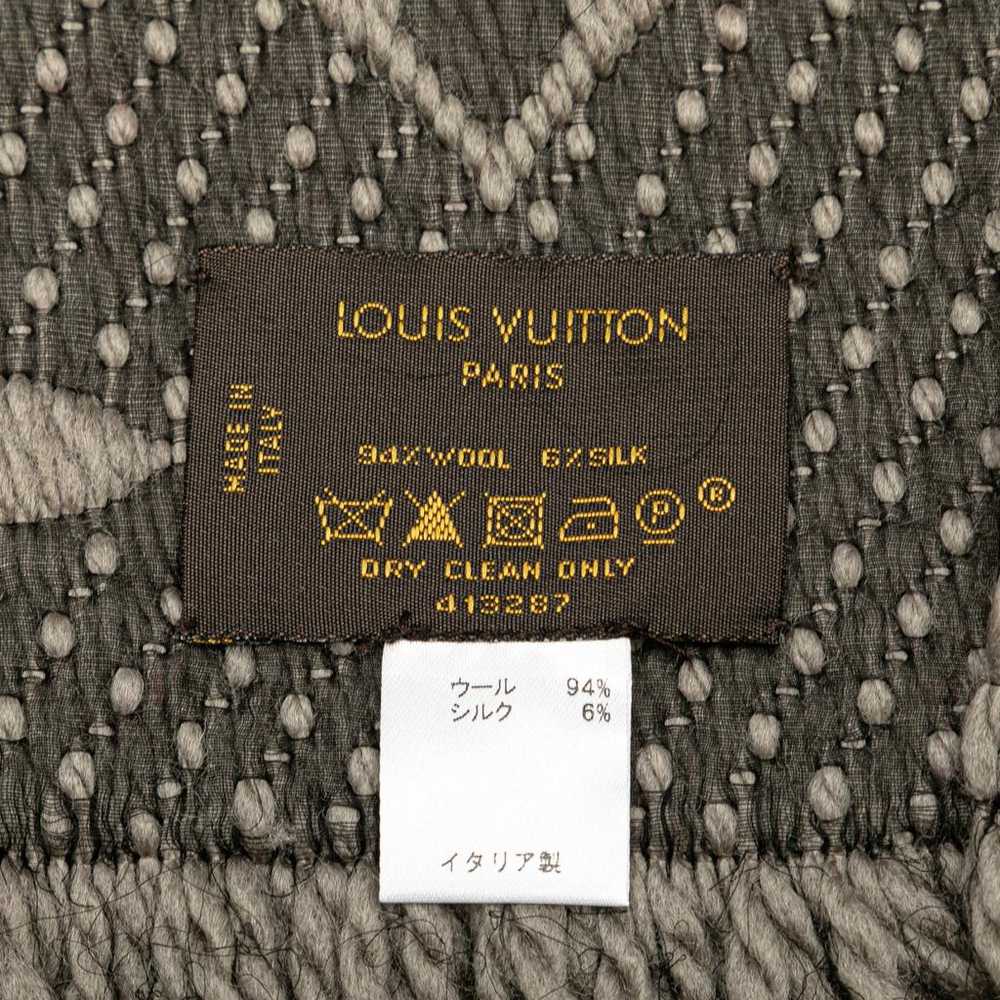 Louis Vuitton Logomania silk scarf - image 4