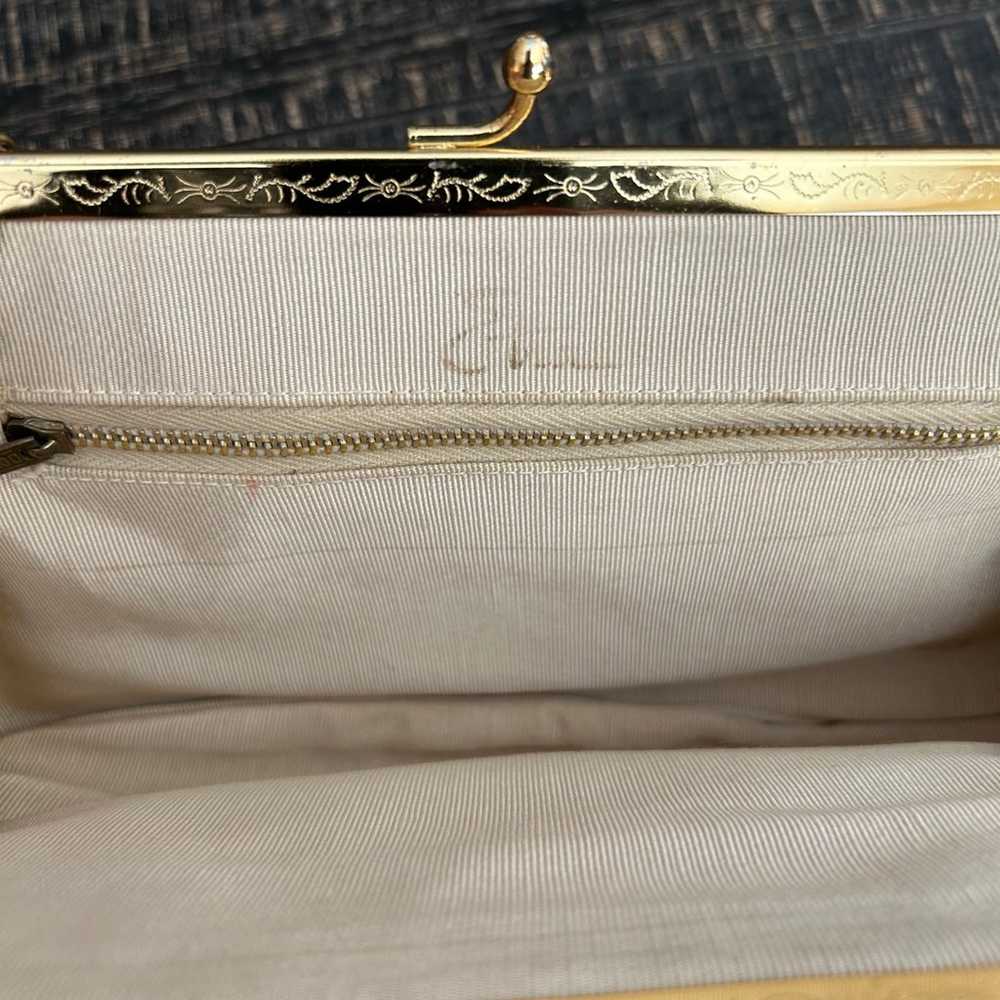 Vintage ETRA Vintage White Leather Clutch/Handbag… - image 6