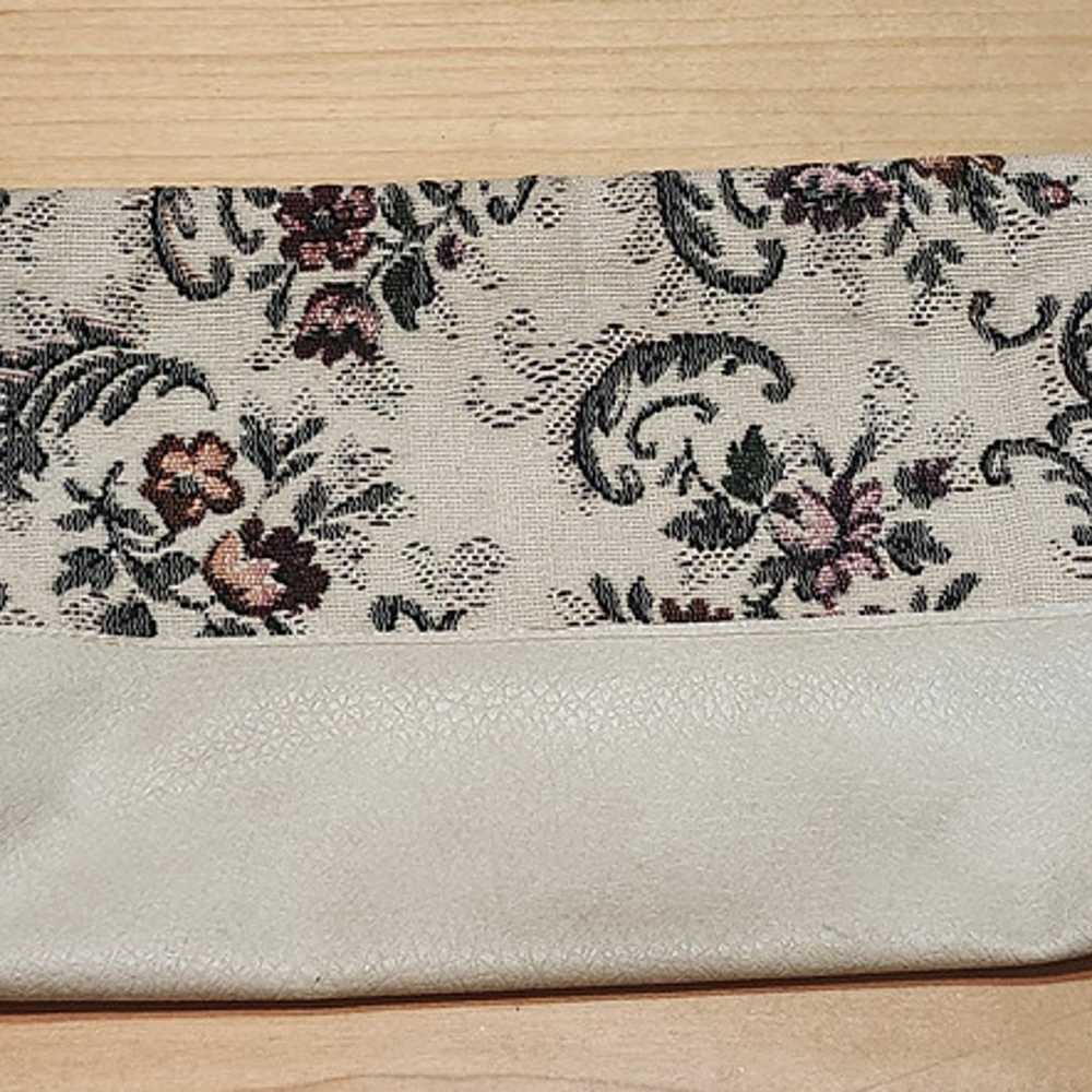 Beautiful Vintage Handmade Brocade Clutch Purse - image 2