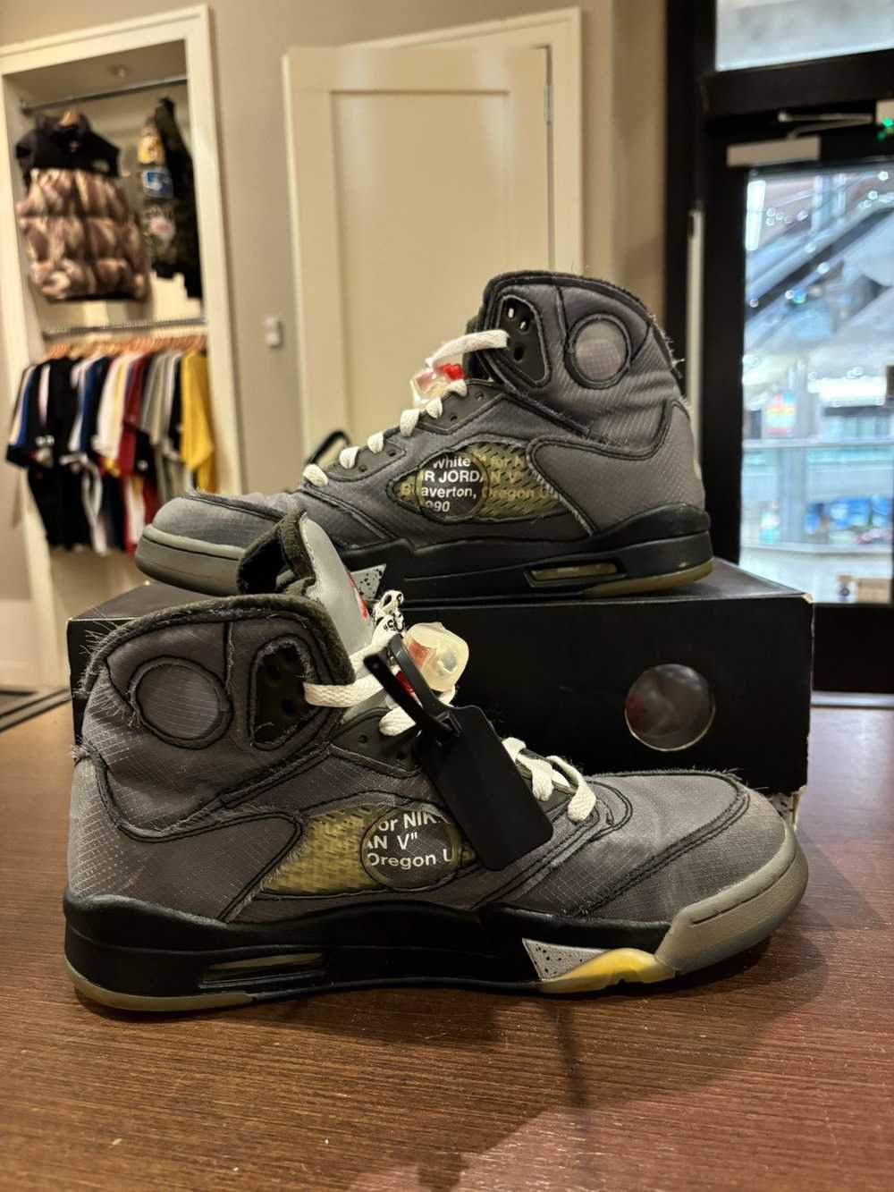 Jordan Brand × Off-White Off White Jordan 5 Retro… - image 4