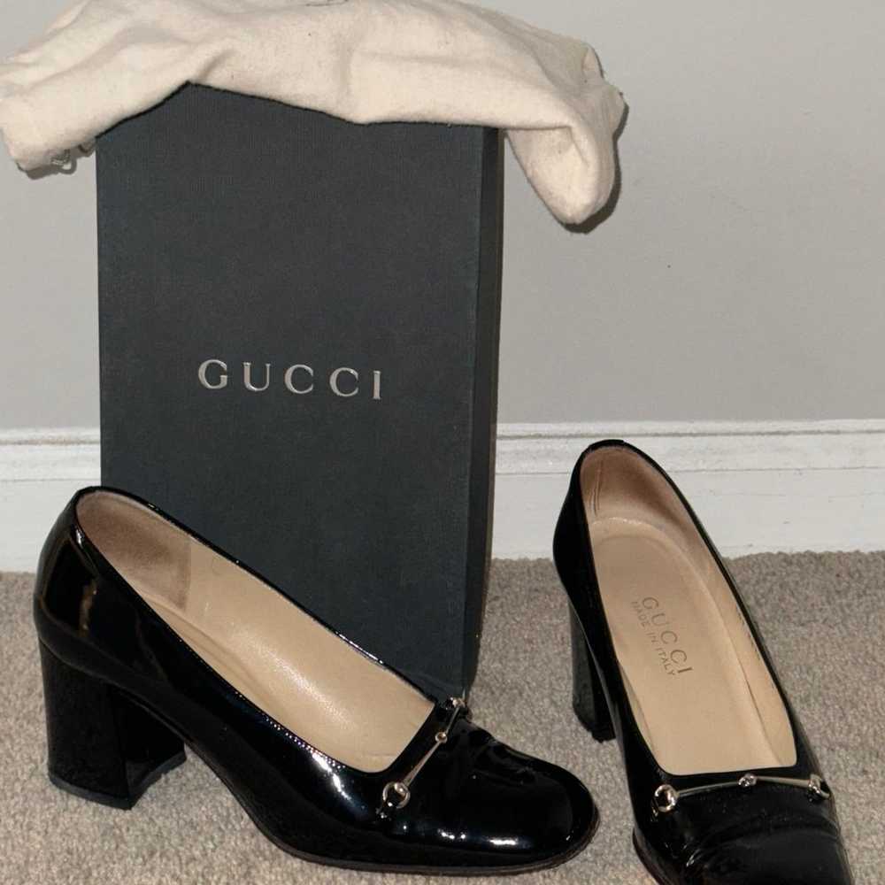 Gucci black leather pumps - image 1