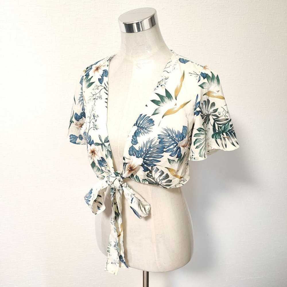 SHEIN Tops Shirt Blouse Half Sleeve Thin Floral P… - image 2