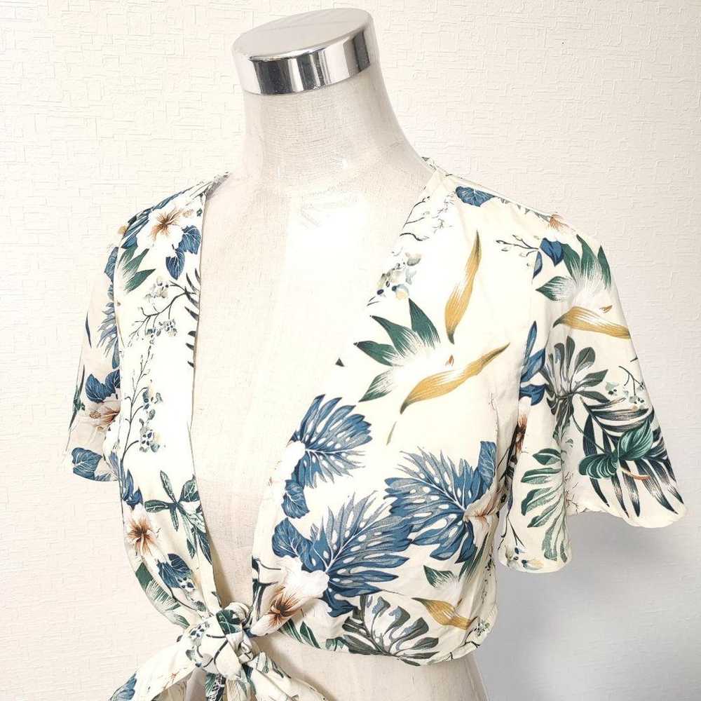 SHEIN Tops Shirt Blouse Half Sleeve Thin Floral P… - image 3