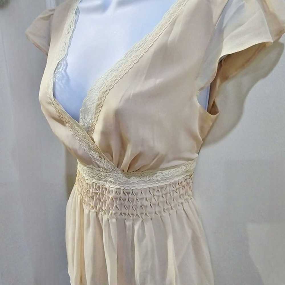 Liz Claiborne Cream Lace & Smocked Chiffon Wrap S… - image 4