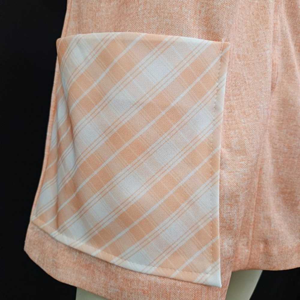 70s Peach Plaid Collared Front Zip Top - image 5