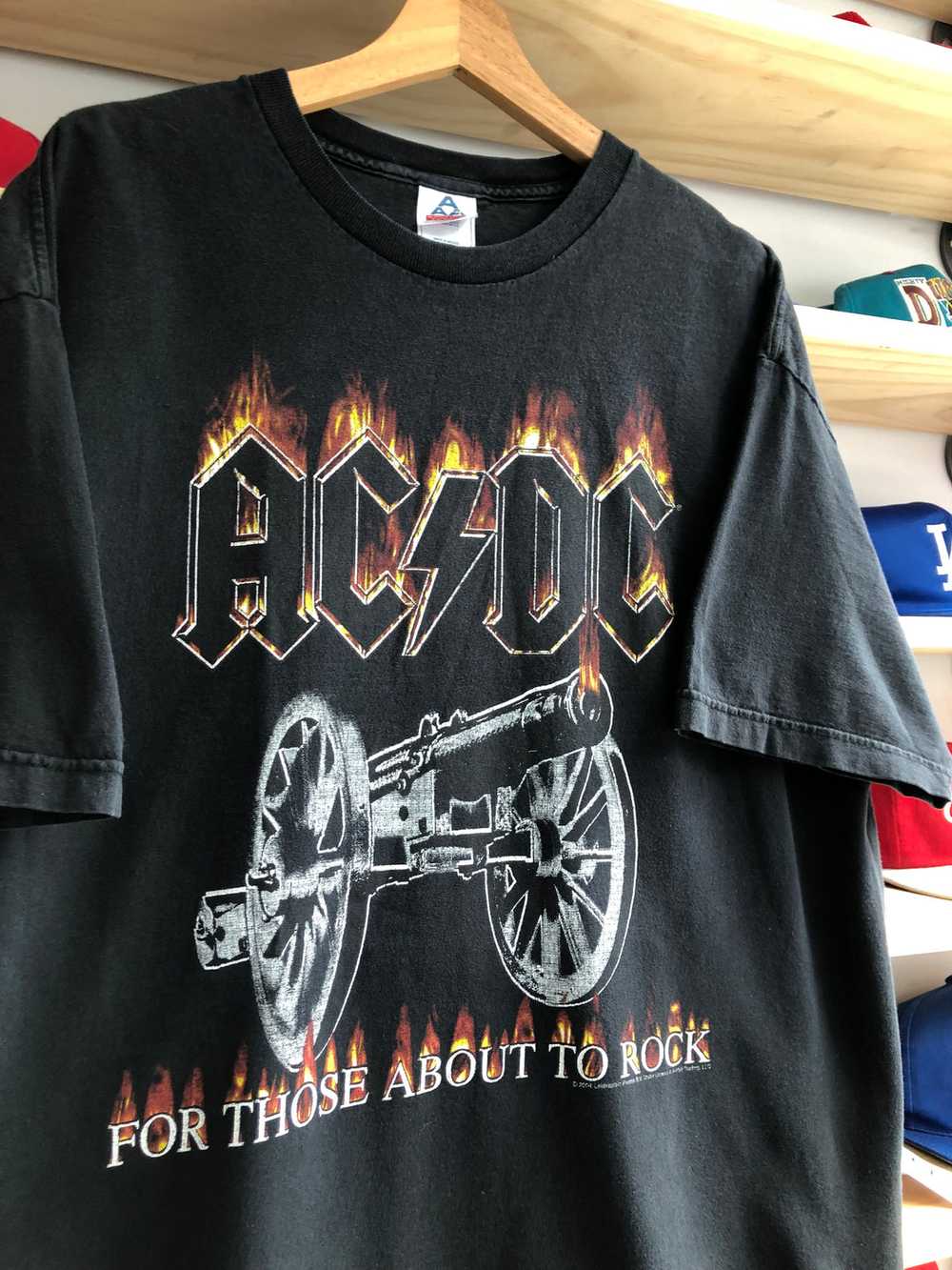 Vintage 2004 AC/DC Band Tee Size XL - image 2