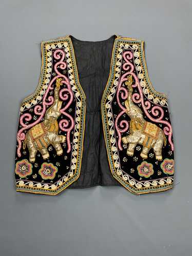 TRADITIONAL KALAGA VEST PUFFY ELEPHANT FULLY EMBRO