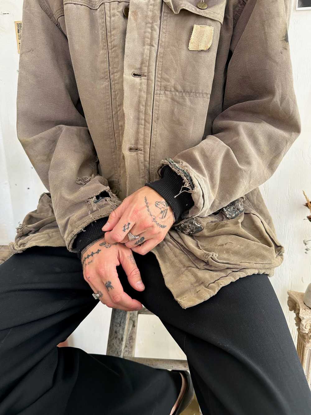 1990s Thrashed Carhartt Work Jacket (XL) - image 2