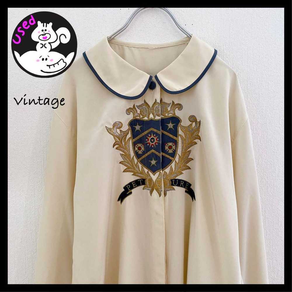 Vintage retro blouse, elegant with embroidery. - image 1