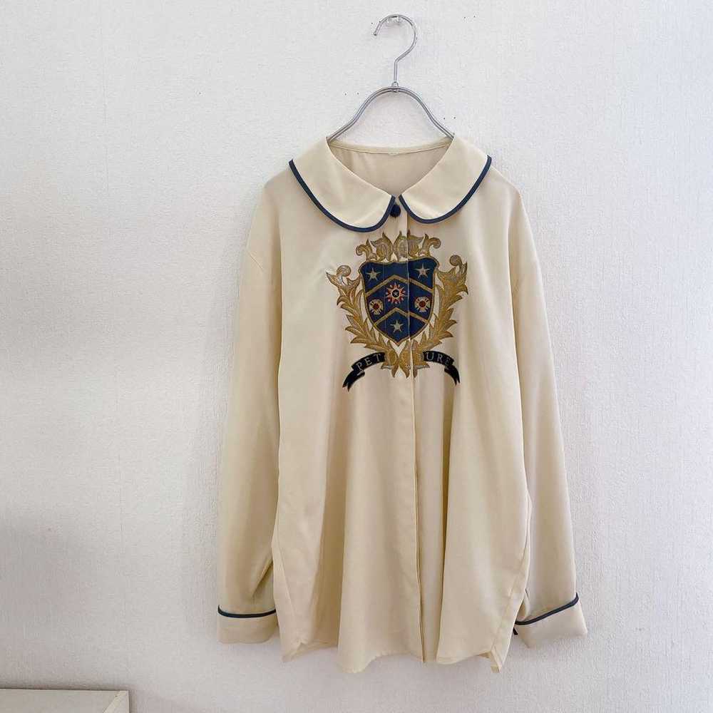 Vintage retro blouse, elegant with embroidery. - image 2