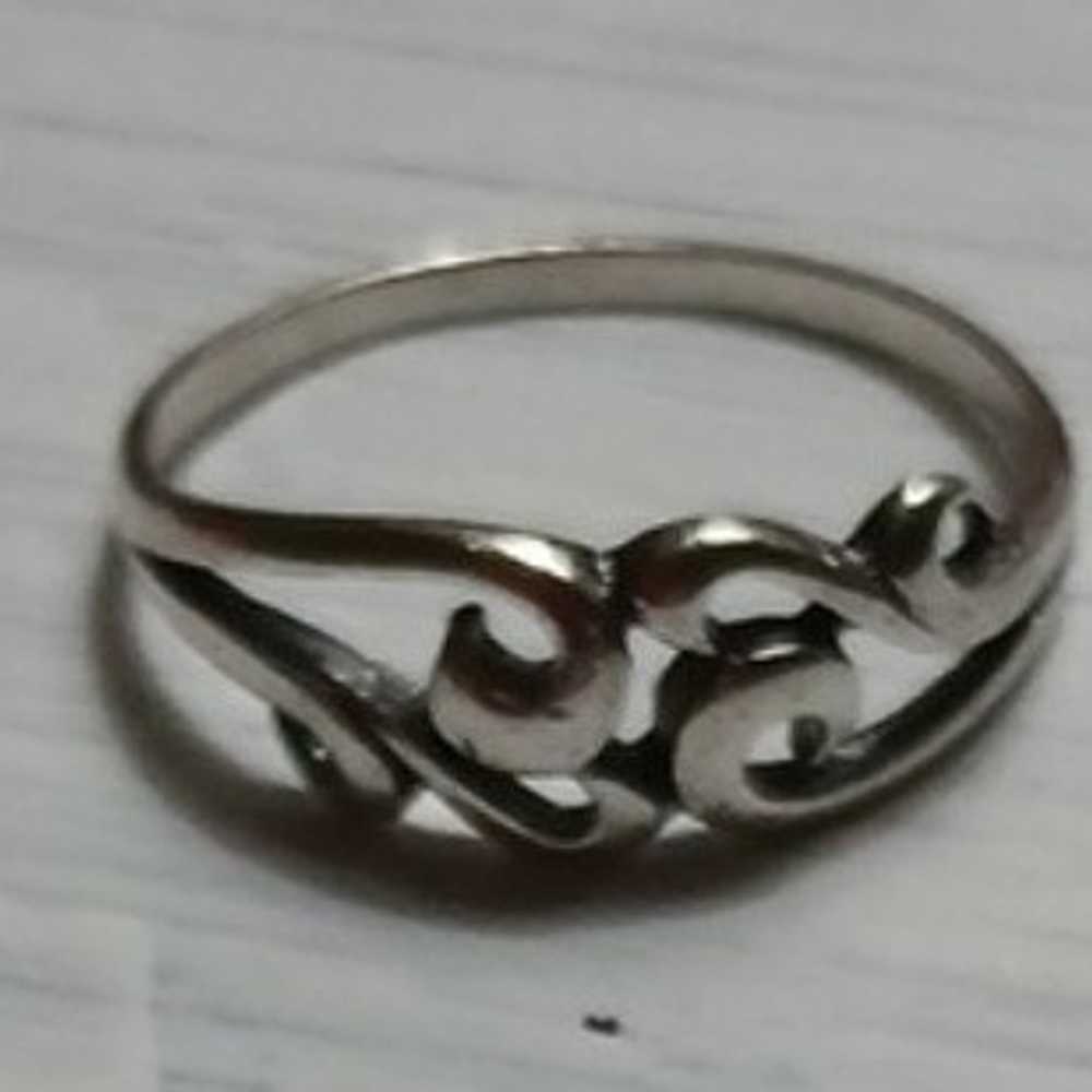 Sterling Silver 925 Scroll Pattern Vintage Ring - image 1