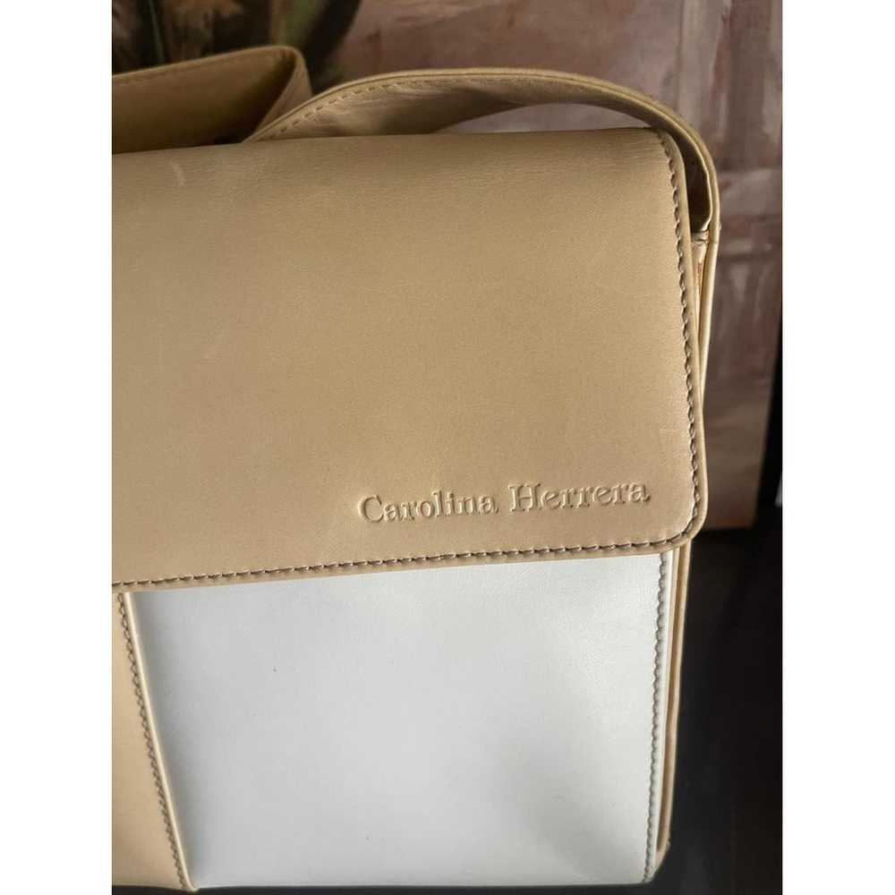 Carolina Herrera Patent leather handbag - image 5