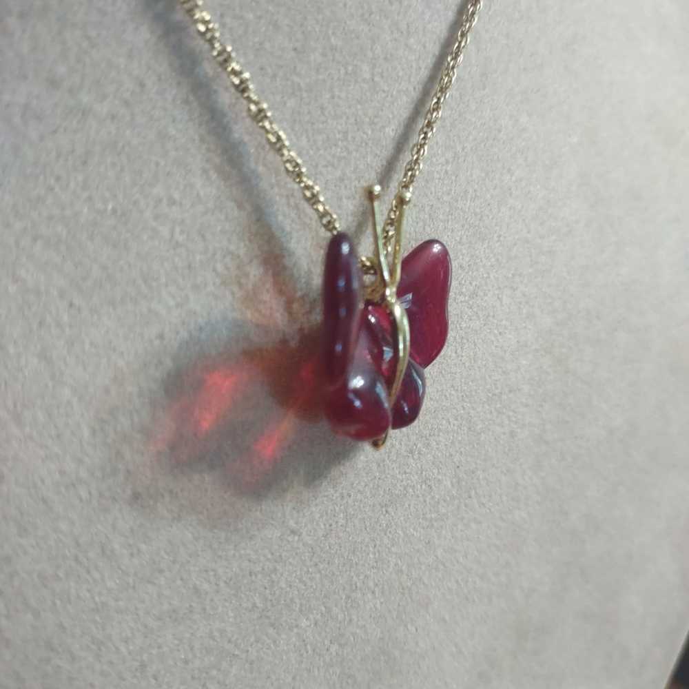 Vintage Avon Glass Butterfly Necklace & Earing set - image 6