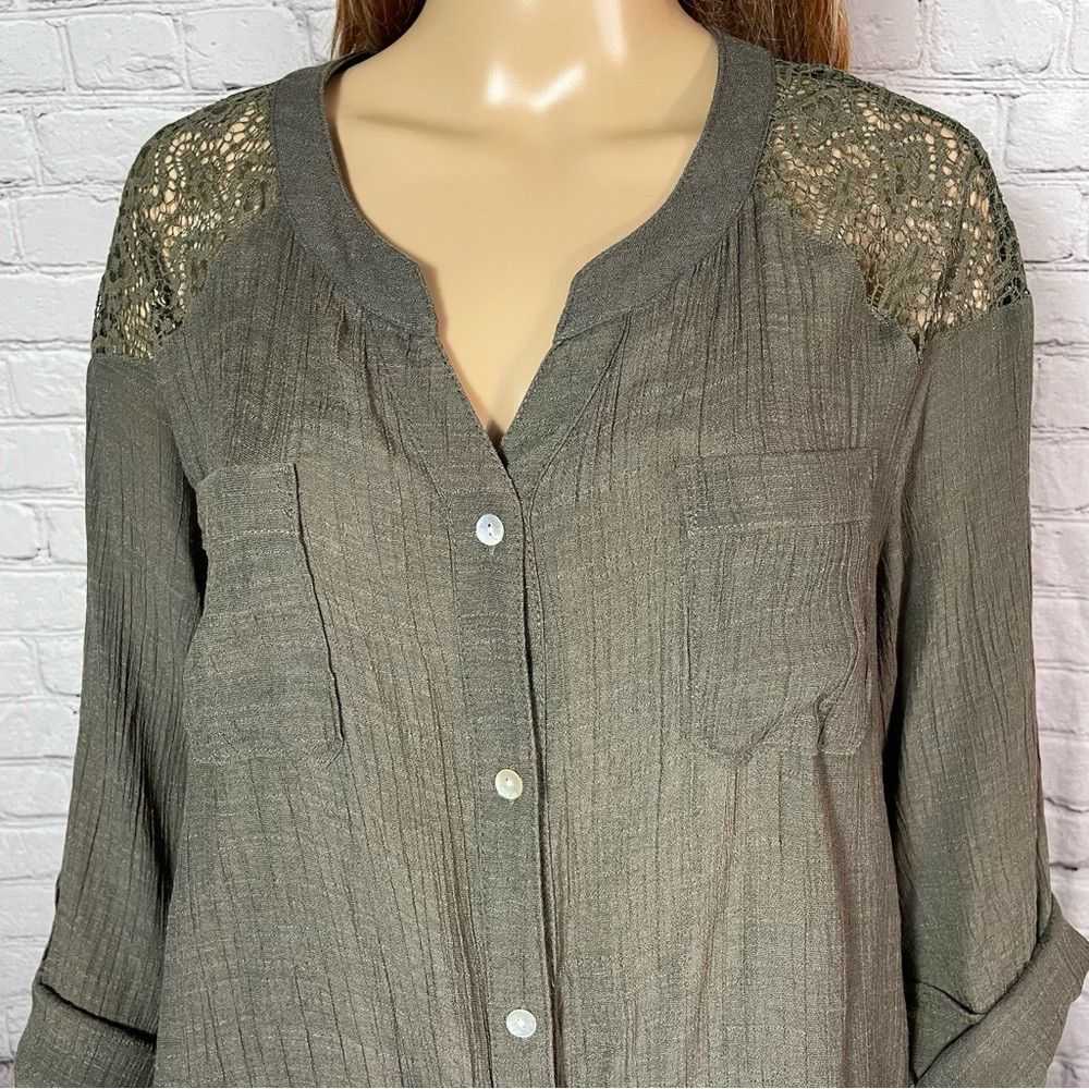 Alyx Alyx 3/4 Sleeve Lace Shoulder Olive Blouse S… - image 2