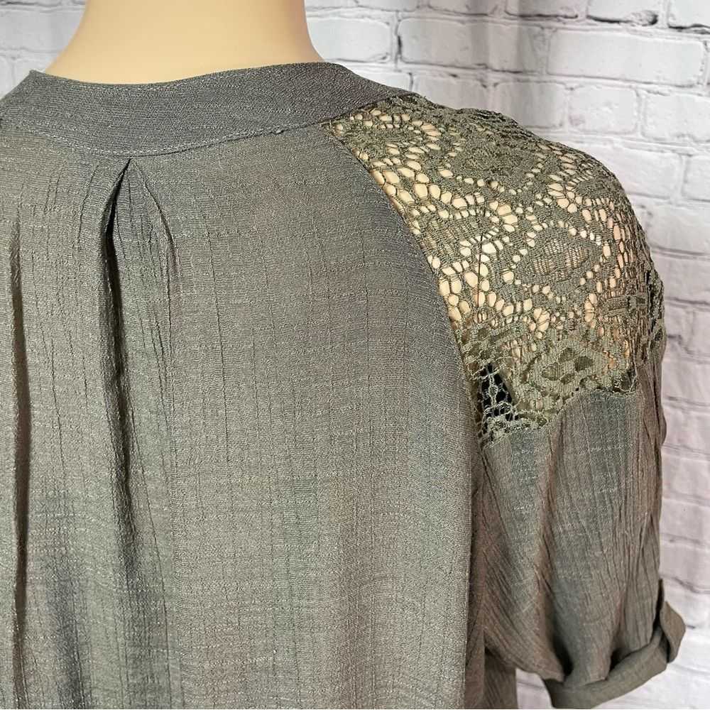 Alyx Alyx 3/4 Sleeve Lace Shoulder Olive Blouse S… - image 4