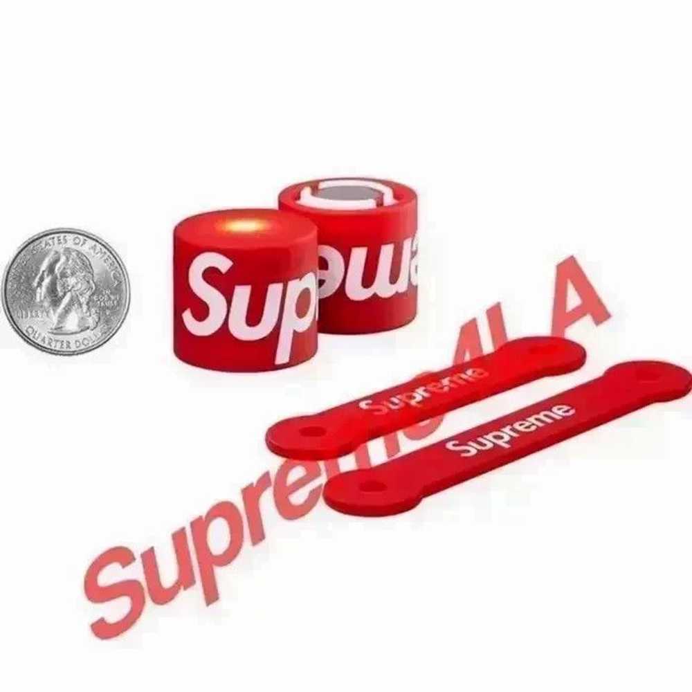 Supreme Supreme 18F/W Magnetic Bike Lights Red 10… - image 1