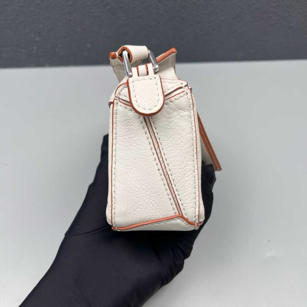 Loewe Puzzle leather crossbody bag - image 4