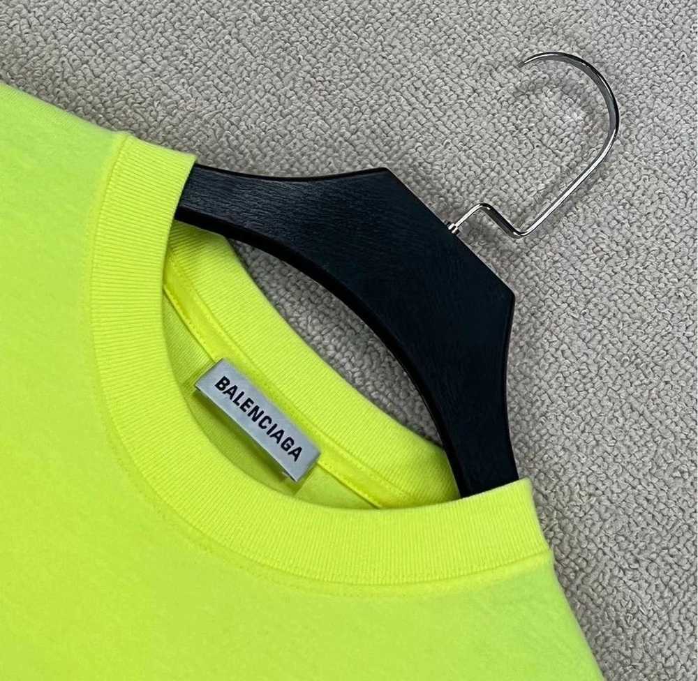 Balenciaga Balenciaga fluorescent yellow cola log… - image 3